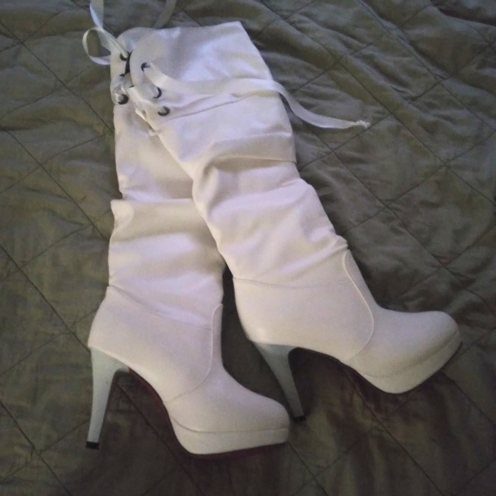 Stilettos boots